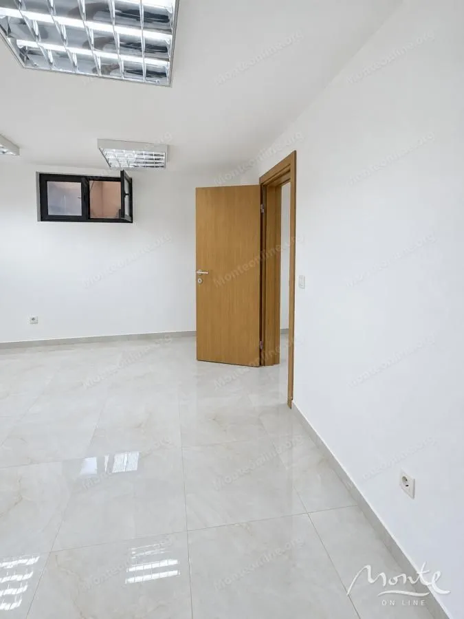 Sale, office space, 64m², Lepa Kata, Podgorica
