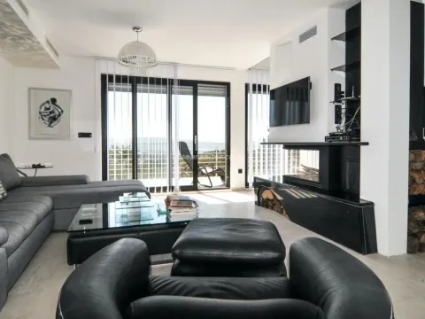 Sale, house, 390m², Mrčevac, Tivat - image 8