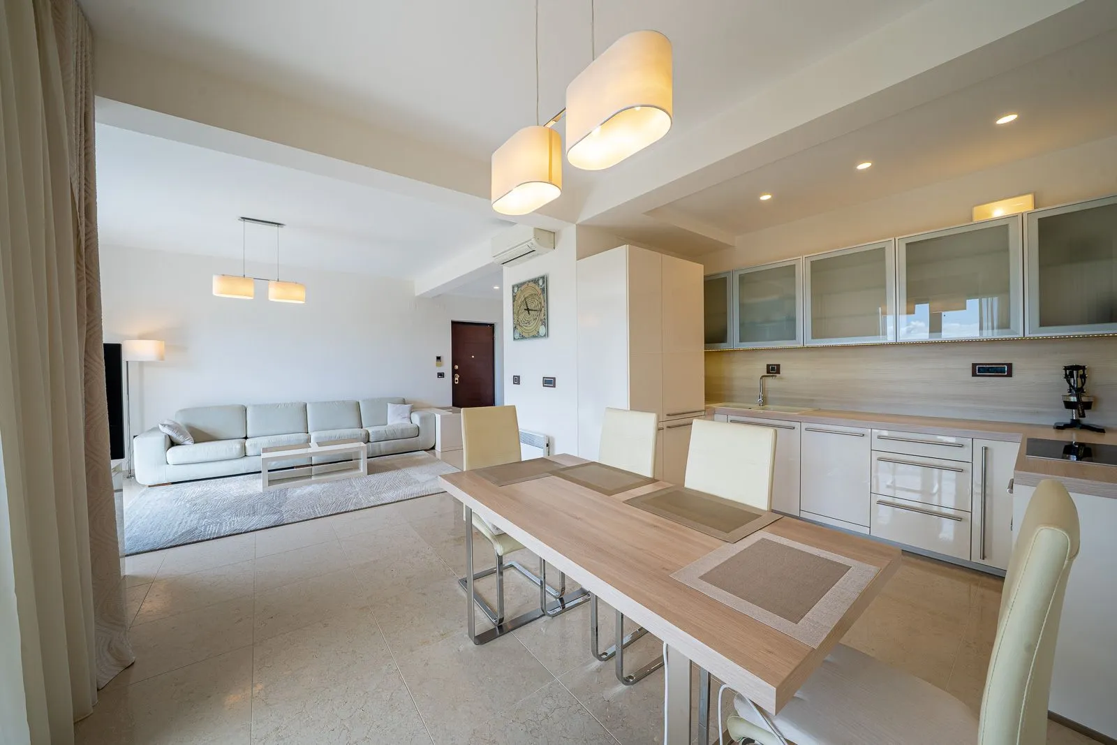 Sale, three bedroom apartment, 86m², Petrovac, Budva
