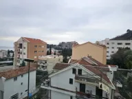 Izdavanje, jednosoban stan, 42m², Bečići, Budva - image 7