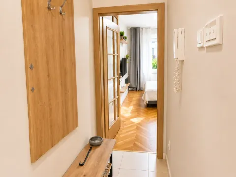 Prodaja, garsonjera, 24m², Blok 6, Podgorica - image 5