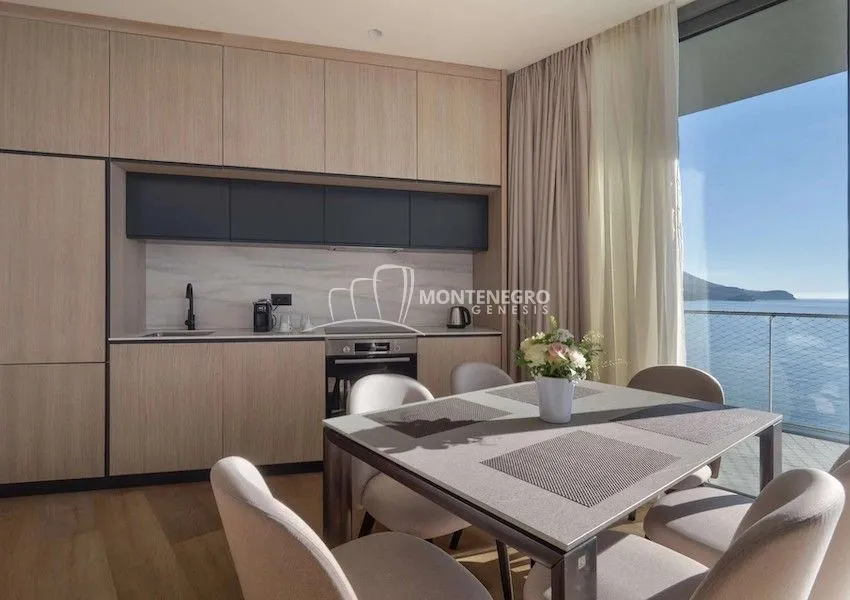 Sale, one bedroom apartment, 67m², Bečići, Budva