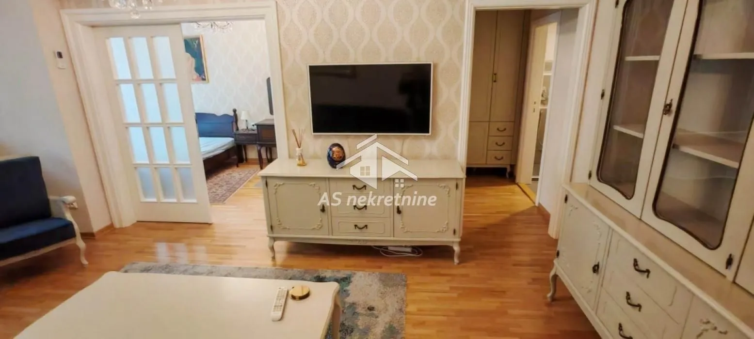 Prodaja, dvosoban stan, 62m², Stari Grad, Beograd
