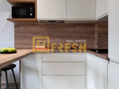 Prodaja, garsonjera, 33m², Kotor, Crna Gora - image 16