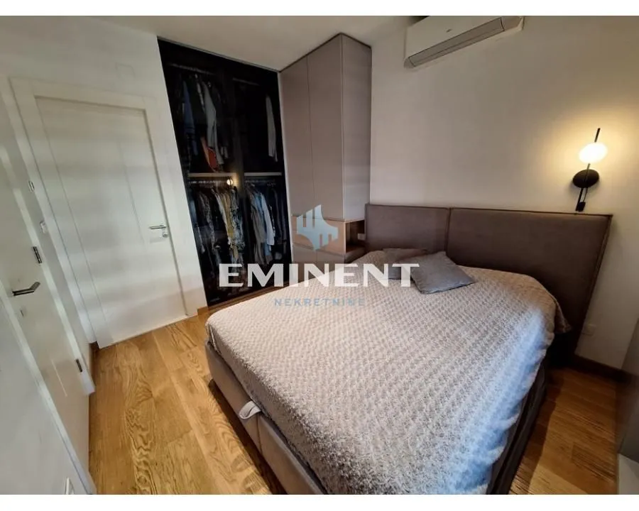 Sale, three bedroom apartment, 75m², Novi Beograd Blok 65, Novi Beograd Sve Podlokacije