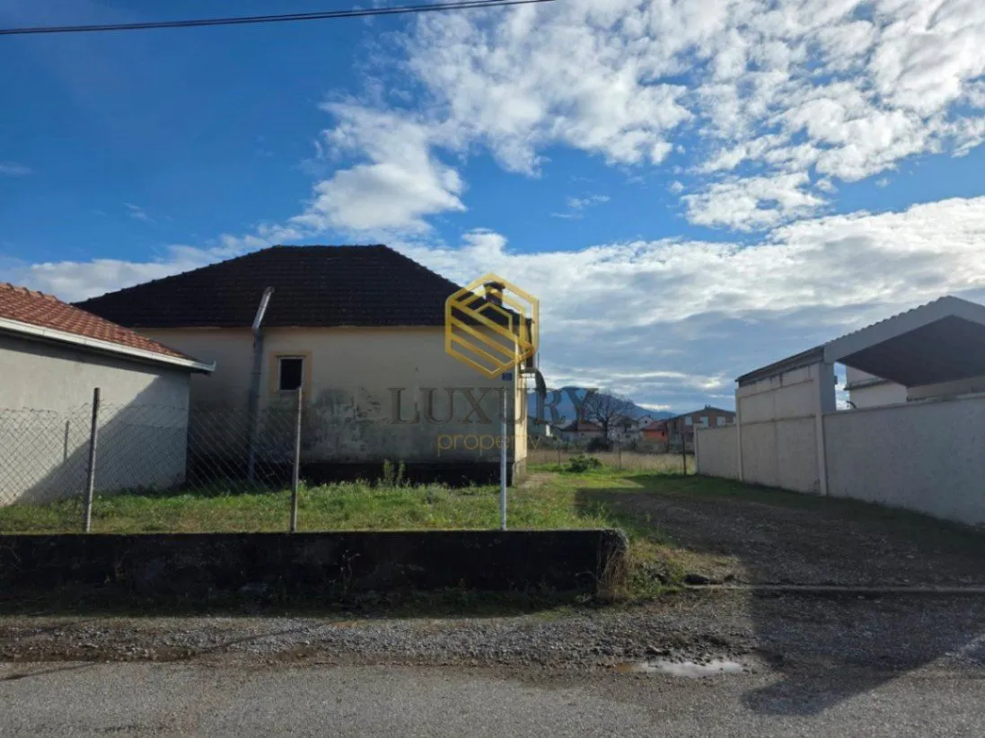 Prodaja, kuća, 83m², Rogami, Podgorica