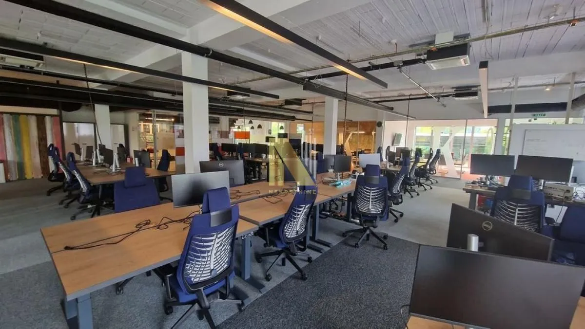 Rent, office space, 1050m², Novo naselje, Novi Sad