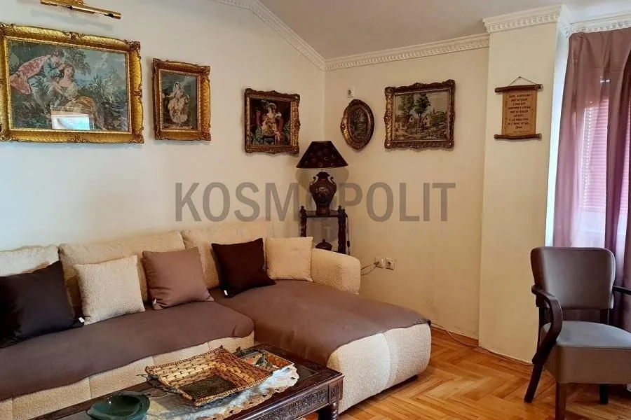 Prodaja, stan, 90m², Centar Sve Podlokacije, Beograd
