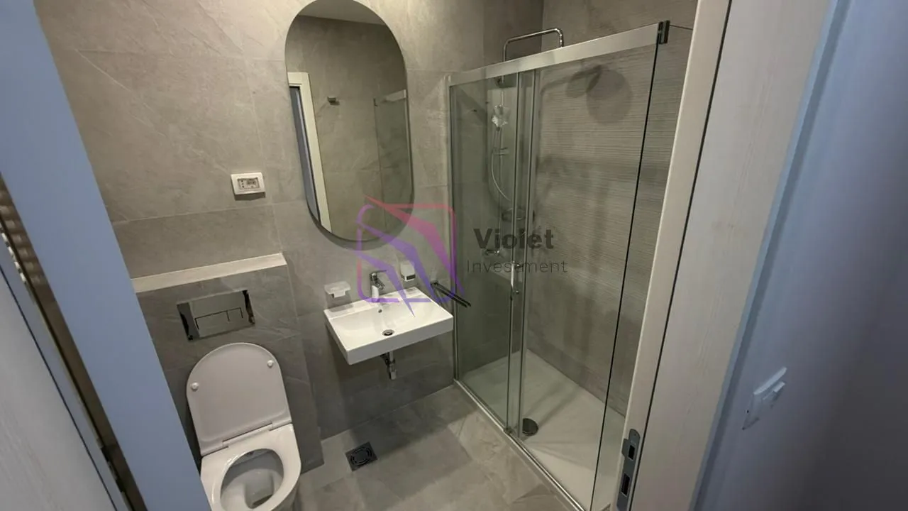 Prodaja, jednosoban stan, 40m², Central Point, Podgorica