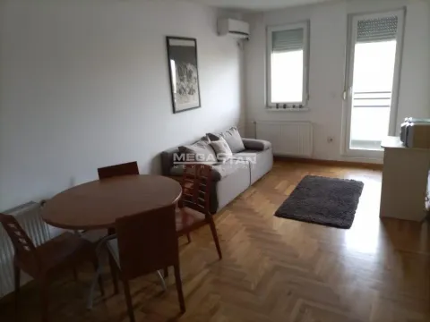 Izdavanje, dvosoban stan, 43m², Mali Mokri Lug, Zvezdara Sve Podlokacije - image 1