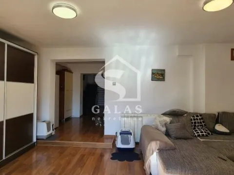 Prodaja, kuća, 241m², Banovo Brdo, Beograd - image 5