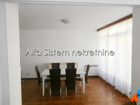 Izdavanje, četvorosoban stan, 120m², Savski Venac, Beograd - image 4