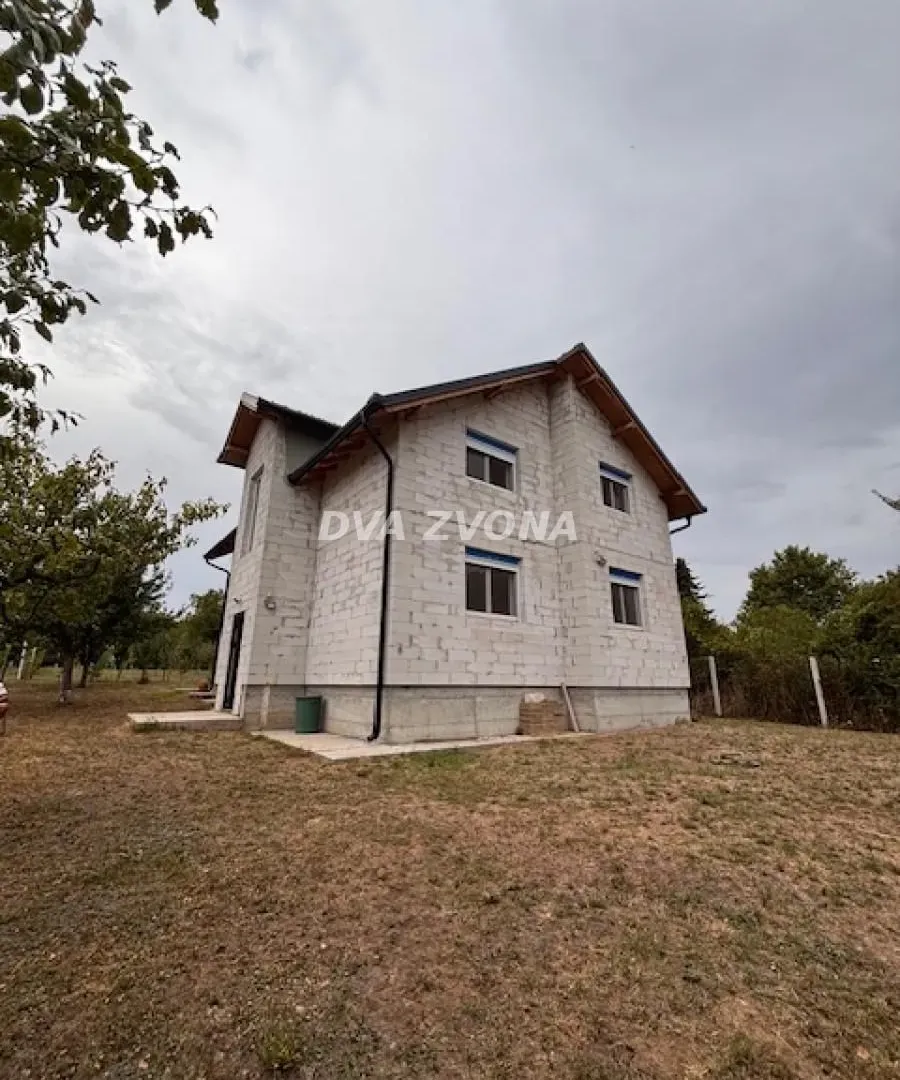 Prodaja, kuća, 151m², Čortanovci, Inđija