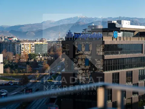 Izdavanje, dvosoban stan, 73m², Central Point, Podgorica - image 21