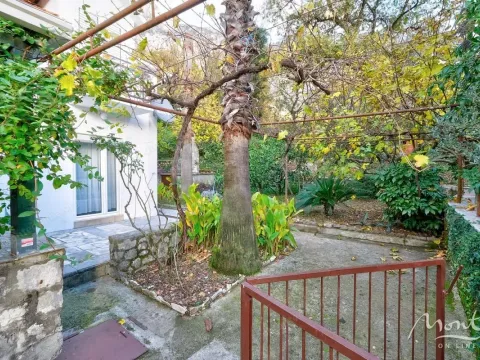 Prodaja, kuća, 67m², Orahovac, Kotor - image 6