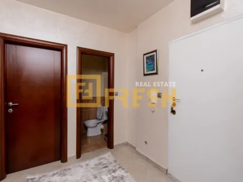 Izdavanje, trosoban stan, 90m², Ljubović, Podgorica - image 17