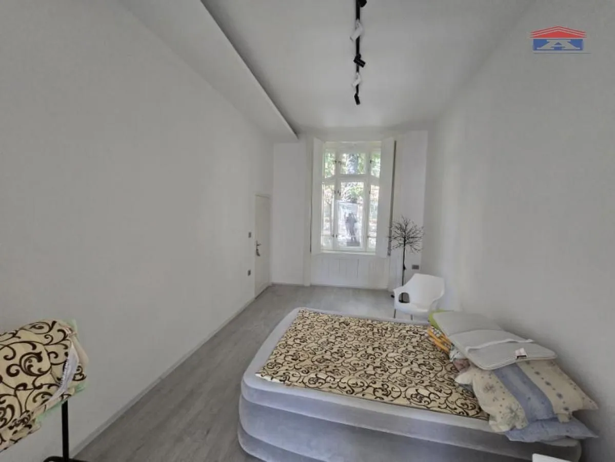 Prodaja, kuća, 49m², Centar, Sombor