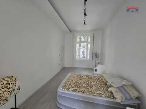 Prodaja, kuća, 49m², Centar, Sombor - image 13