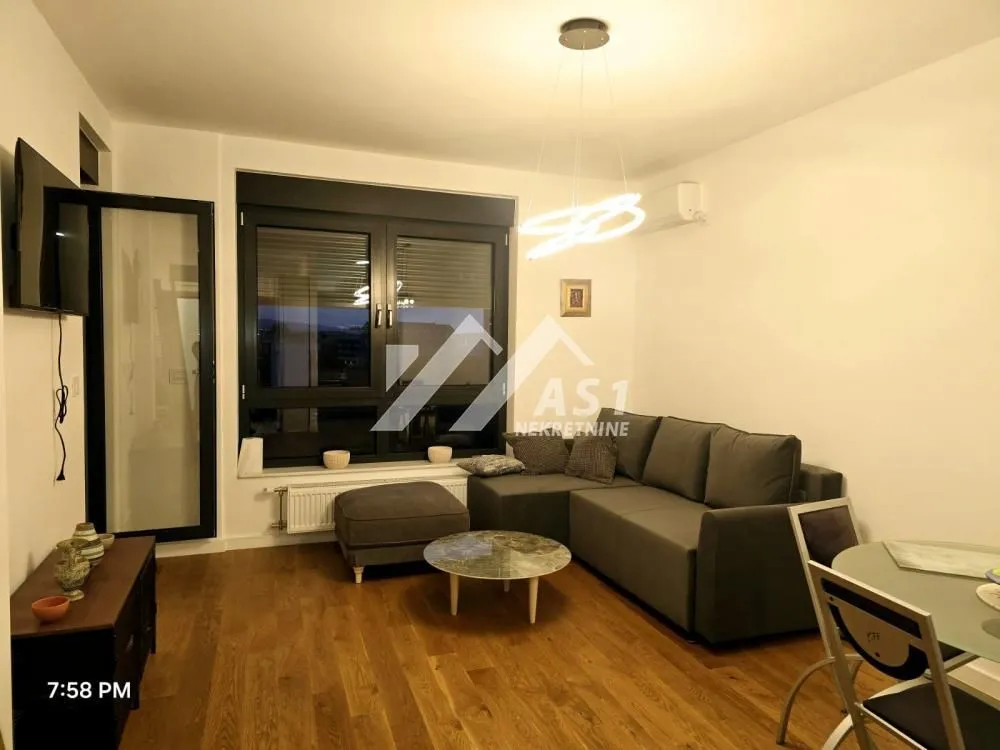 Izdavanje, dvosoban stan, 47m², Liman 4, Novi Sad Sve Podlokacije