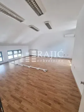 Rent, office space, 160m², Južni Bulevar, Vračar Sve Podlokacije - image 3