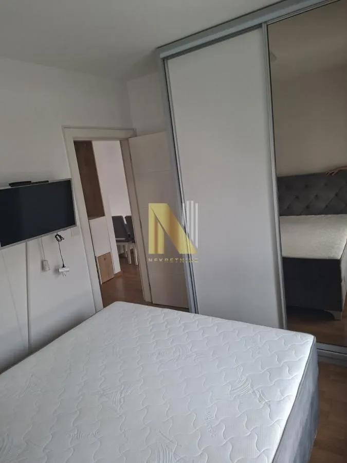 Izdavanje, jednosoban stan, 41m², Bulevar patrijarha Pavla, Novi Sad Sve Podlokacije