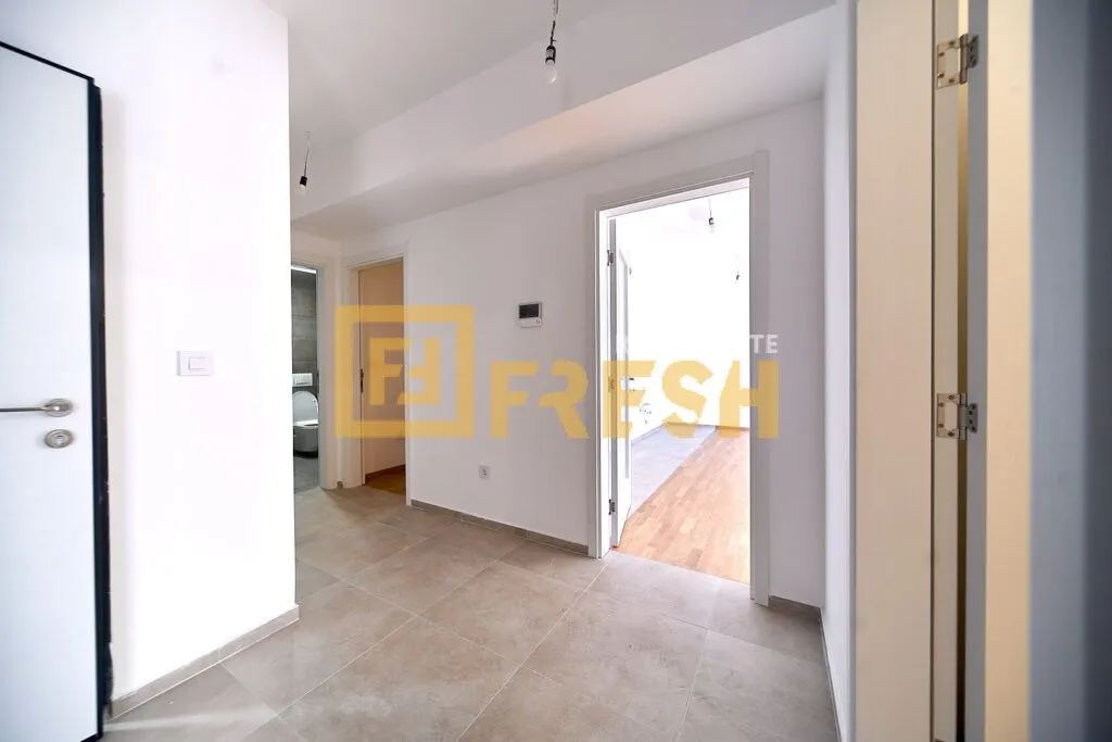 Prodaja, trosoban stan, 104m², Stari Aerodrom, Podgorica