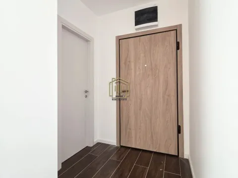 Prodaja, jednosoban stan, 50m², Tološi, Podgorica - image 8