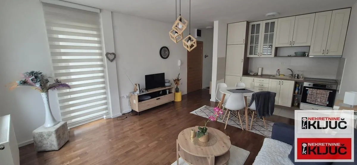 Sale, four bedroom apartment, 71m², Veternik, Novi Sad Sve Podlokacije