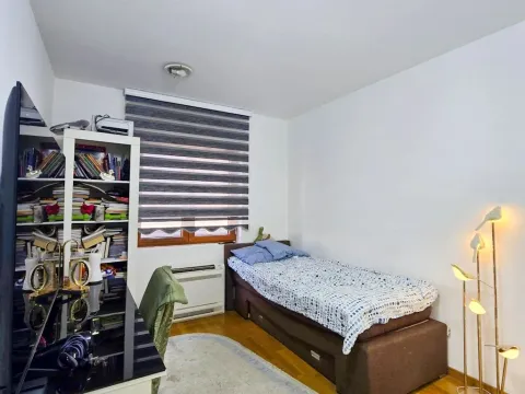 Prodaja, trosoban stan, 120m², Tološka šuma, Podgorica - image 8