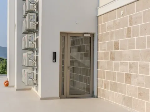 Prodaja, dvosoban stan, 113m², Tivat, Crna Gora - image 13