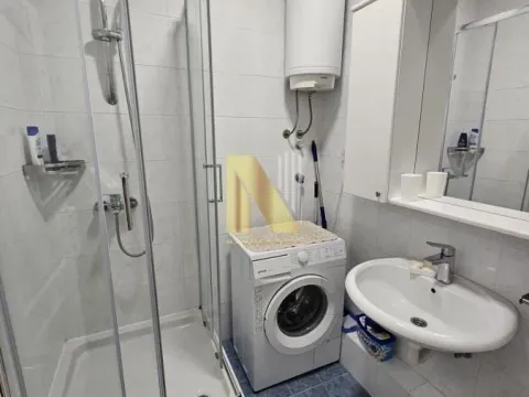 Izdavanje, garsonjera, 33m², Centar, Novi Sad - image 12