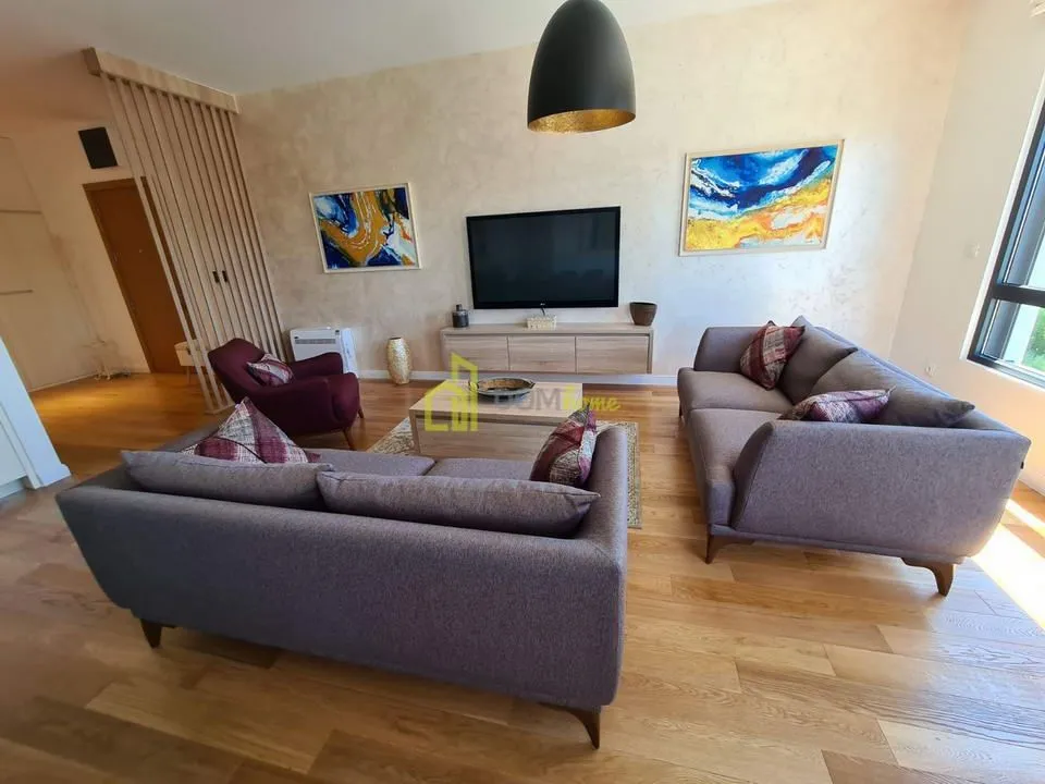 Rent, three bedroom apartment, 95m², City Kvart, Podgorica