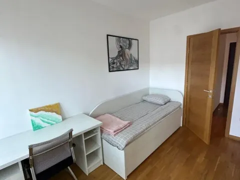 Izdavanje, dvosoban stan, 64m², City Kvart, Podgorica - image 13