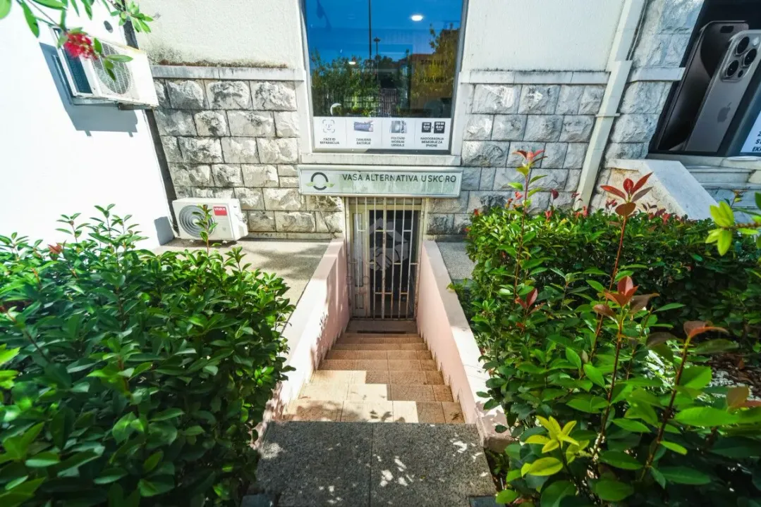Rent, office space, 24m², Centar, Podgorica