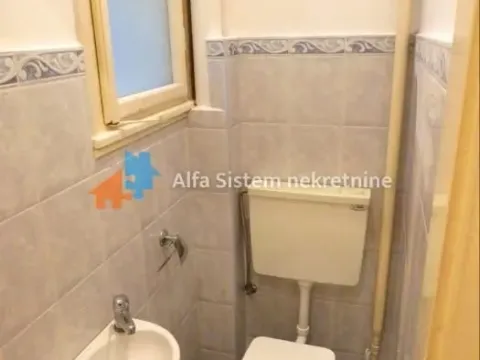 Izdavanje, poslovni prostor, 130m², Stari Grad, Beograd - image 12