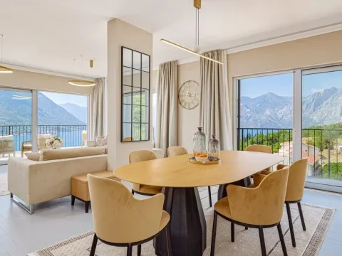 Sale, three bedroom apartment, 158m², Dobrota, Kotor - image 3