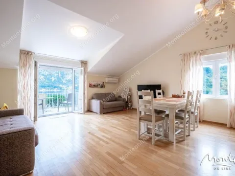 Prodaja, dvosoban stan, 83m², Prčanj, Kotor - image 2