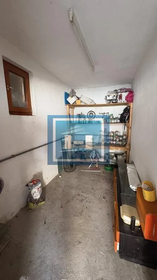 Prodaja, kuća, 500m², Ribare, Jagodina