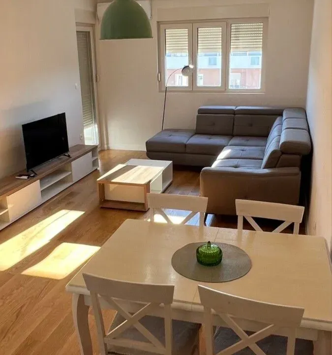 Prodaja, stan, 49m², Central Point, Podgorica