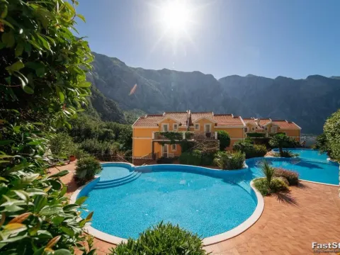 Prodaja, dvosoban stan, 63m², Orahovac, Kotor - image 30