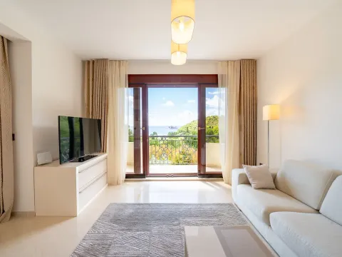 Sale, three bedroom apartment, 86m², Petrovac, Budva - image 14