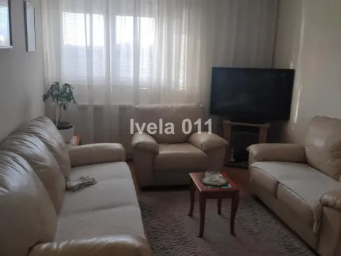 Prodaja, trosoban stan, 62m2, Petlovo Brdo, Beograd