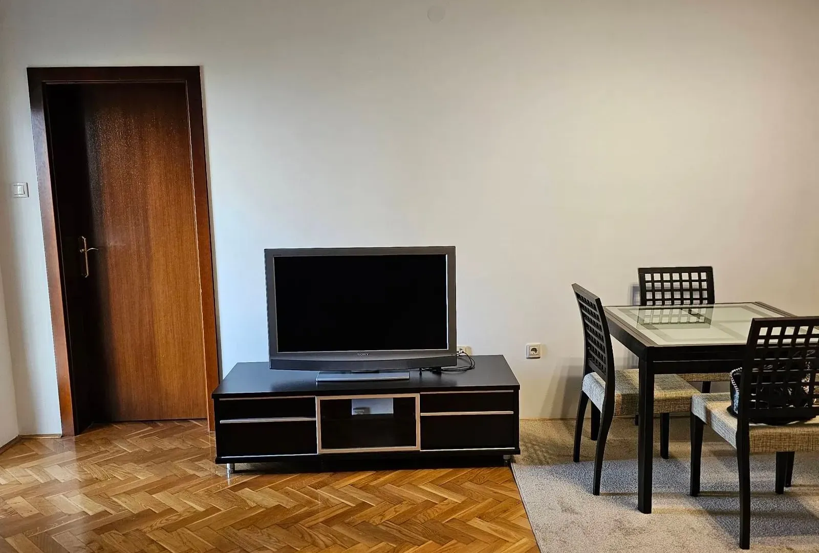 Rent, apartment, 46m², Podgorica, Crna Gora