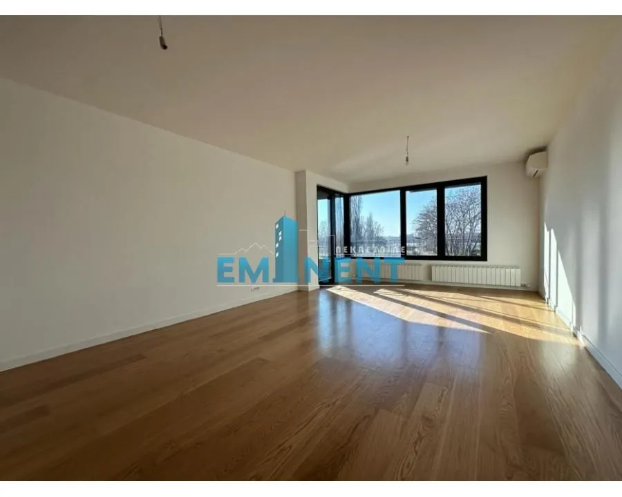 Rent, four bedroom apartment, 123m², Stari Grad, Beograd