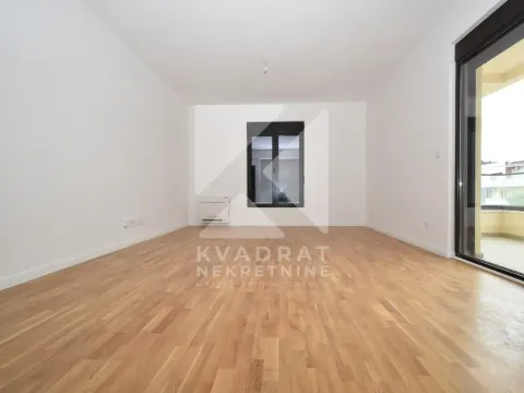 Izdavanje, dvosoban stan, 70m2, Stara Varoš, Podgorica Izdavanje, dvosoban stan, 70m2, Stara Varoš, Podgorica