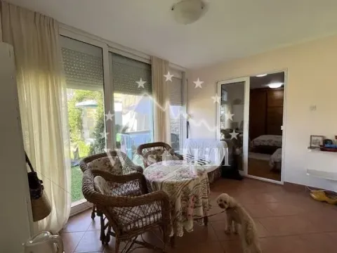 Sale, two bedroom apartment, 56m², Petrovac, Budva - image 17