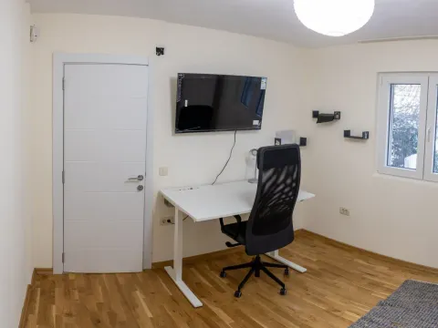 Rent, house, 111m², Lastva Grbaljska, Kotor - image 16