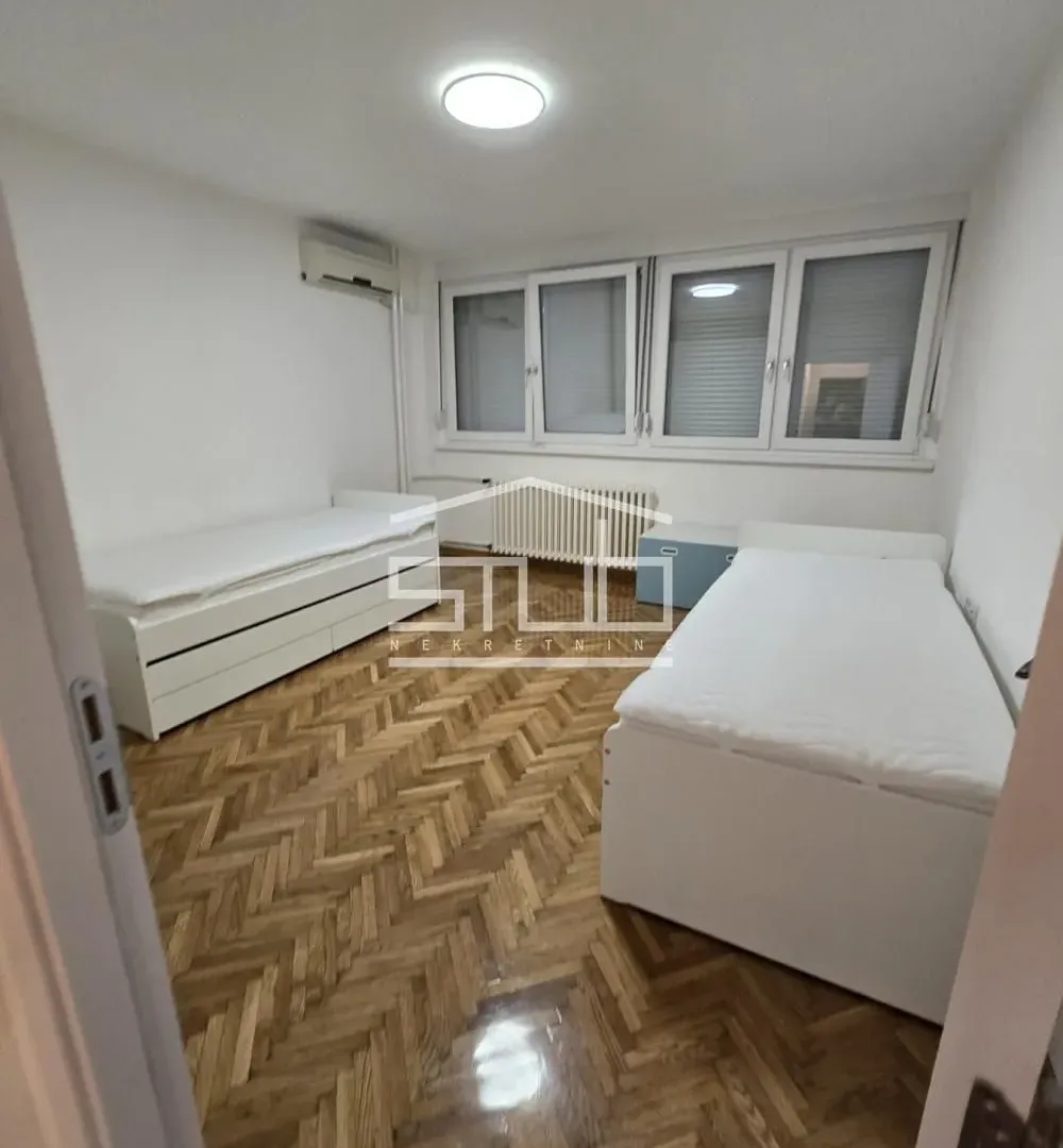 Rent, three bedroom apartment, 90m², Novi Beograd Blok 37, Novi Beograd Sve Podlokacije