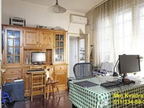 Prodaja, stan, 130m², Stari Grad, Beograd - image 3