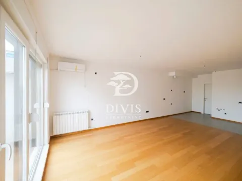 Prodaja, stan, 92m², Autokomanda, Voždovac Sve Podlokacije - image 8